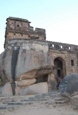 Madan Mohan Fort