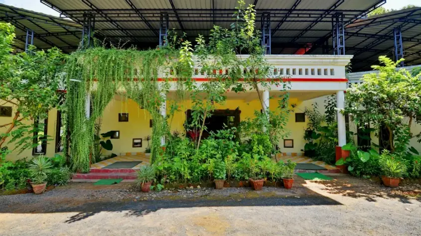 Kanha Meadows Retreat