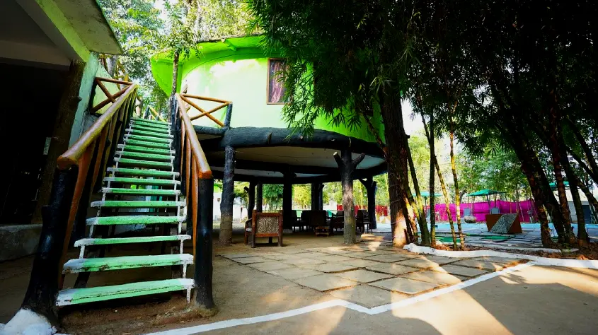 Tiger Woods Kanha Resort & Spa